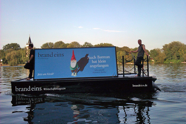 Brand Eins - Werbung auf Boot